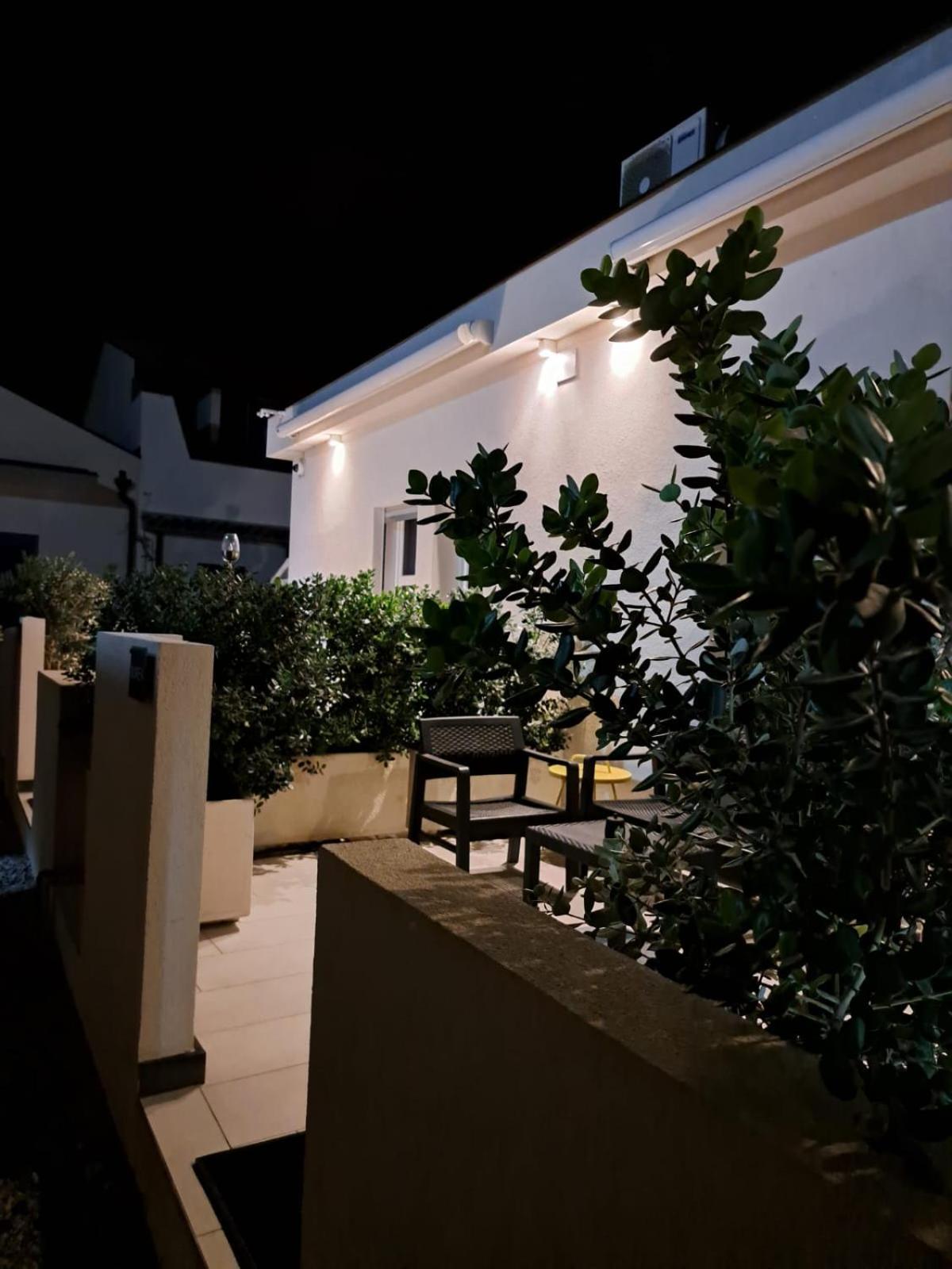 Sikelia Superior Rooms มิลาซโซ ภายนอก รูปภาพ