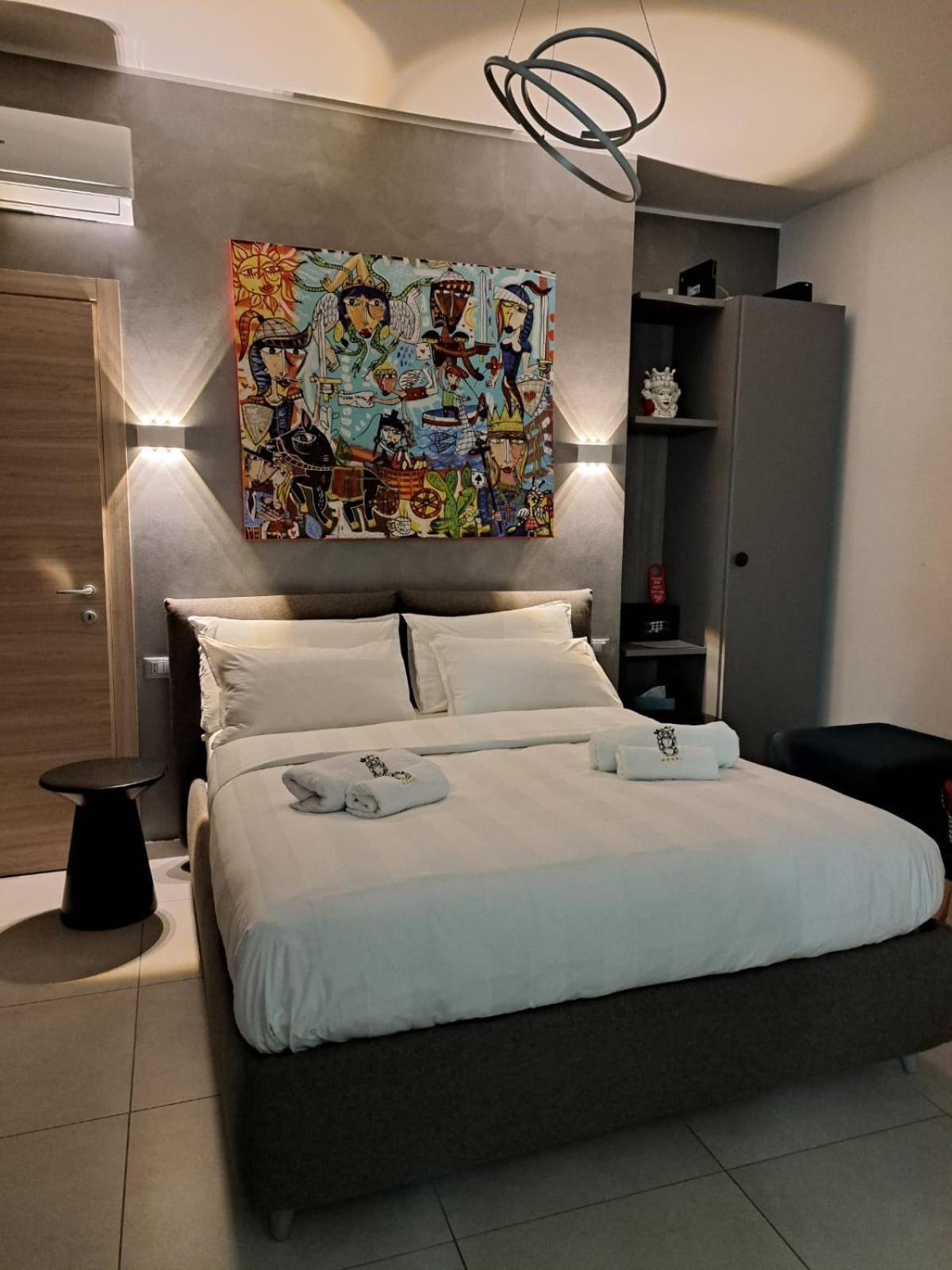 Sikelia Superior Rooms มิลาซโซ ภายนอก รูปภาพ