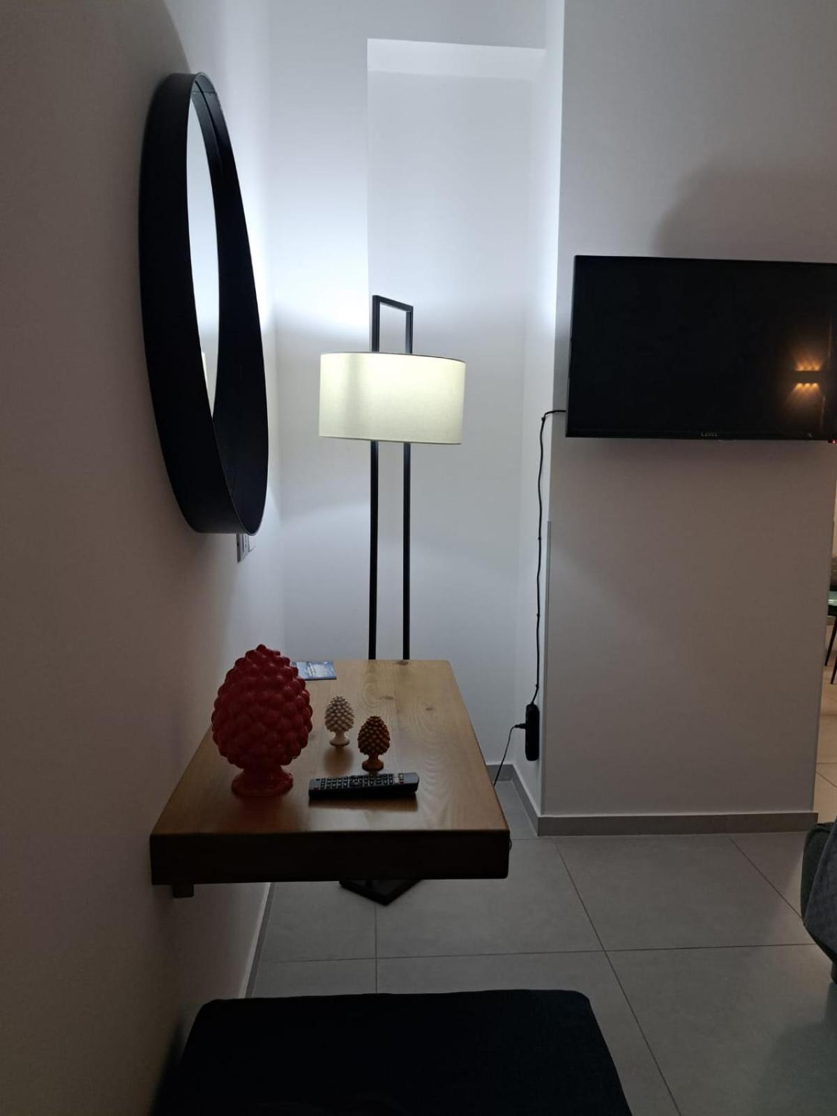 Sikelia Superior Rooms มิลาซโซ ภายนอก รูปภาพ