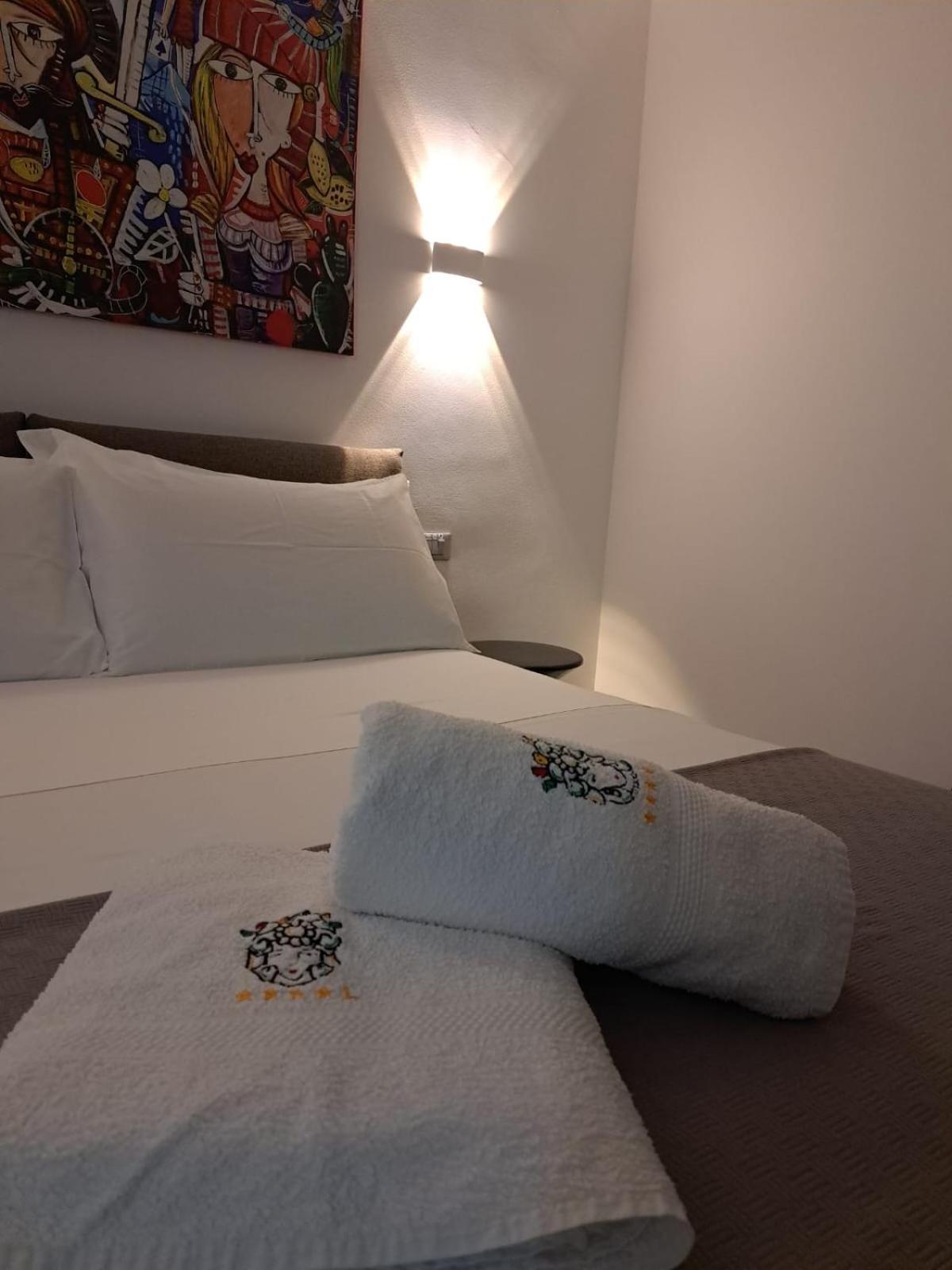 Sikelia Superior Rooms มิลาซโซ ภายนอก รูปภาพ