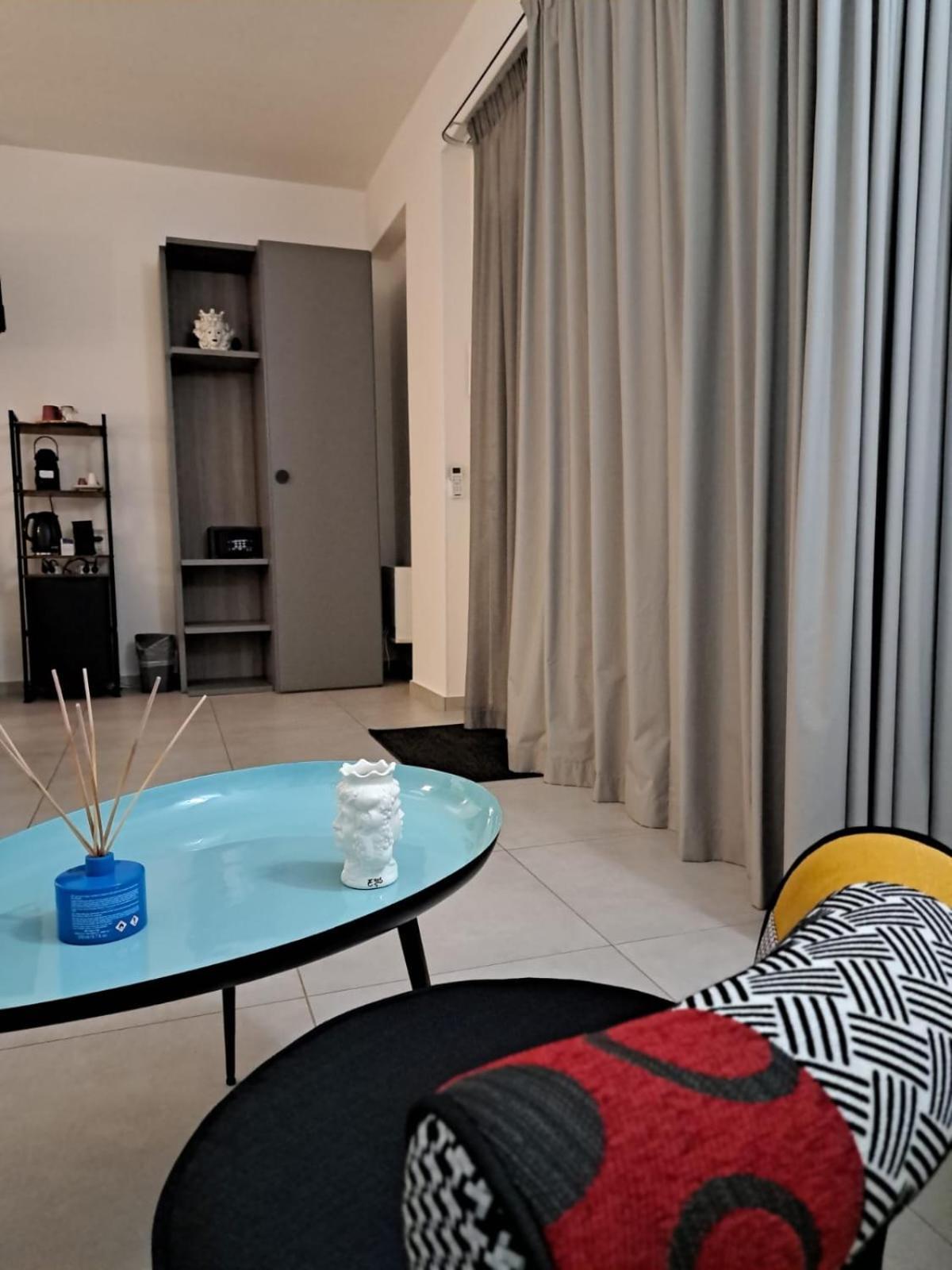 Sikelia Superior Rooms มิลาซโซ ภายนอก รูปภาพ